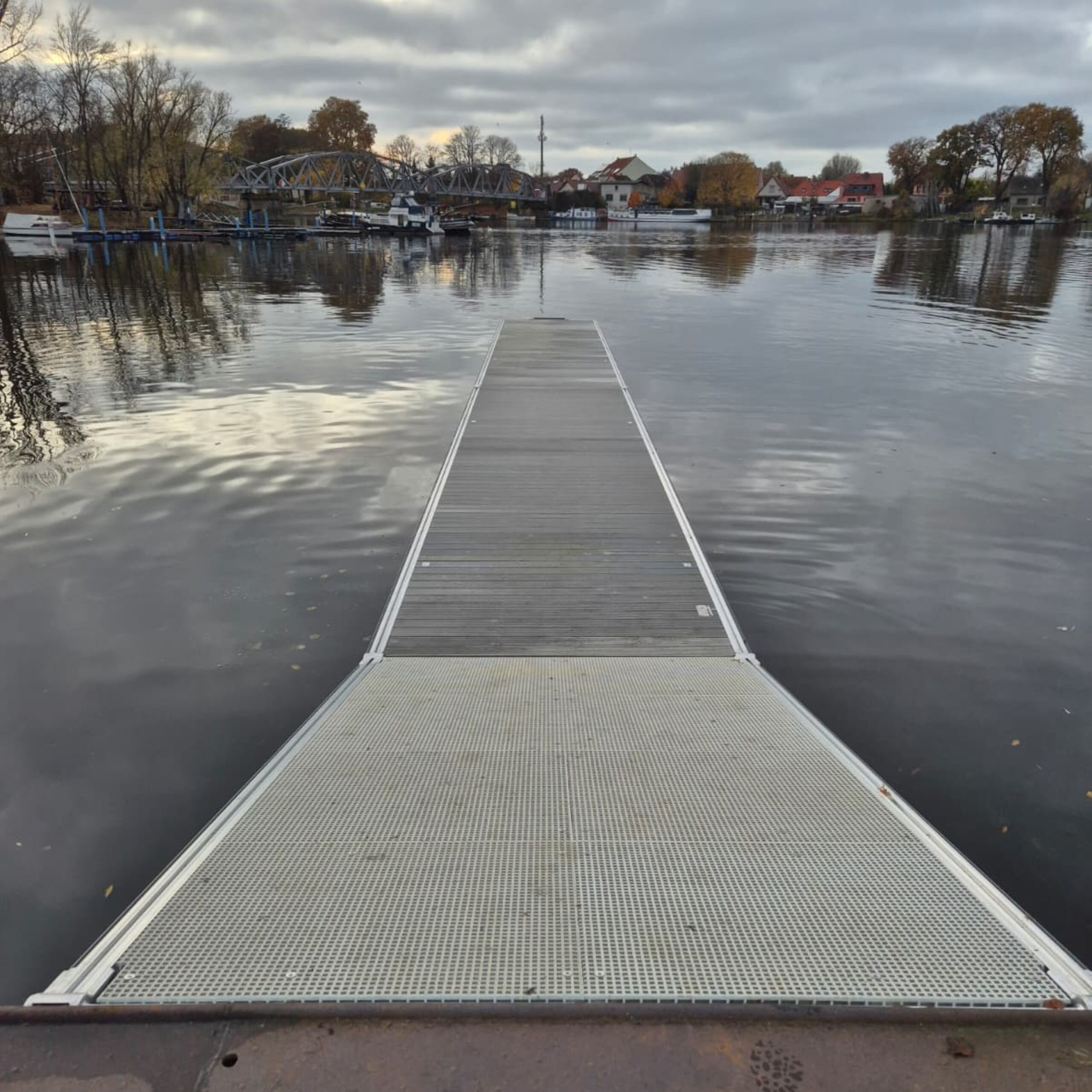 Rudersteg landseitig